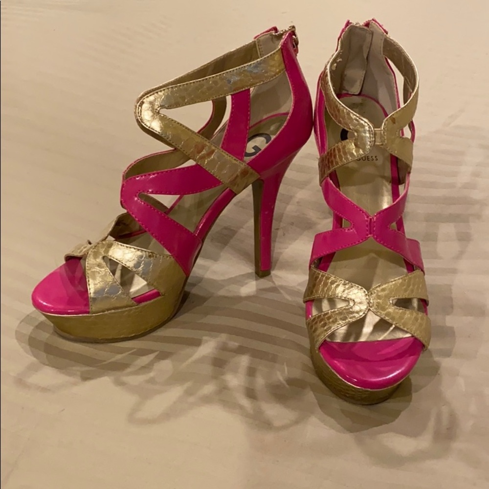Guess 8M hot pink and gold platform heels!